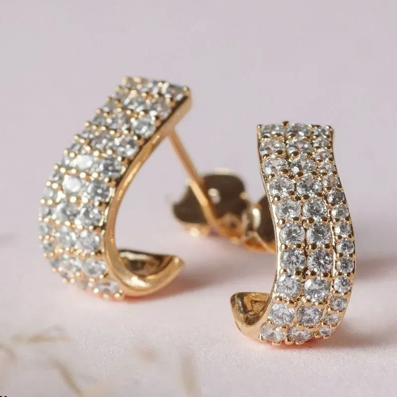 BRINCO SILHUETA 3 FILEIRAS MICROZIRCONIAS  - Dourado