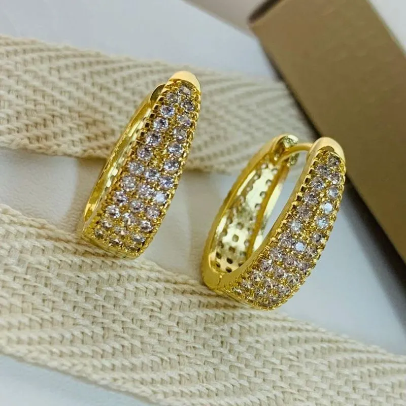 BRINCO ARGOLA CLICK GOTA 3 FILEIRAS MICROZIRCONIAS NA FRENTE E VERSO  - 18X5MM - Dourado